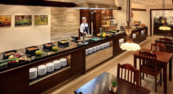 hotel-duo-restaurant-formanka-breakfast-buffet-1