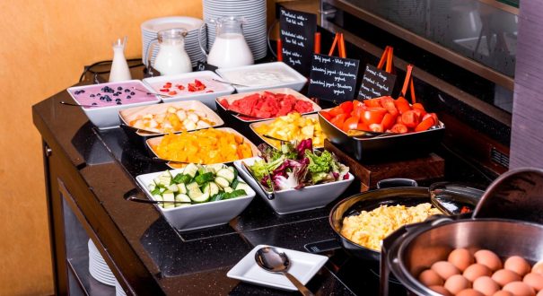 prgcy-breakfast-0104-hor-clsc